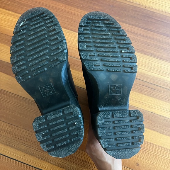 Doc Martin boots - Picture 4 of 5